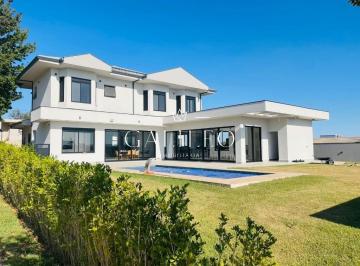 Casa · 454m² · 4 Quartos · 3 Vagas · Casa para venda em Caxambu de 454.00m² com 4 Quartos, 4 Suites e 3 Garagens