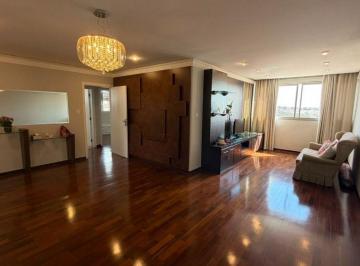 Apartamento · 131m² · 3 Quartos · 2 Vagas · Apartamento para venda em Centro de 131.00m² com 3 Quartos, 1 Suite e 2 Garagens