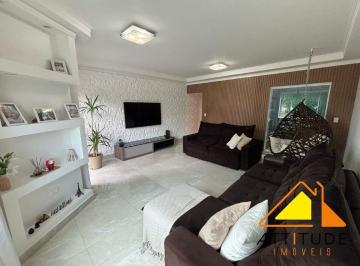 Casa · 210m² · 3 Quartos · 4 Vagas · Casa para venda em Jardim Irajá de 209.69m² com 3 Quartos, 3 Suites e 4 Garagens