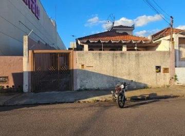 Casa · 346m² · 3 Quartos · 2 Vagas · Casa para venda em Vila São Jorge de 346.00m² com 3 Quartos, 1 Suite e 2 Garagens