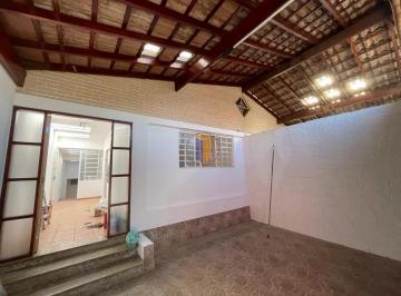 Casa · 150m² · 5 Quartos · 3 Vagas · Casa para venda em Jardim Sandra de 150.00m² com 5 Quartos, 4 Suites e 3 Garagens