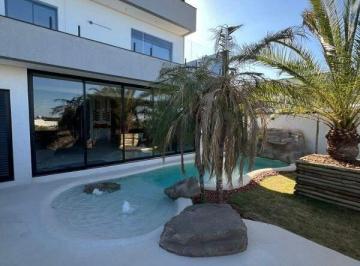 Casa · 262m² · 4 Quartos · Casa de Condomínio para venda em Jardins Di Roma de 262.00m² com 4 Quartos e 4 Suites