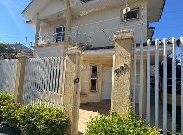 Casa · 271m² · 3 Quartos · 4 Vagas · SOBRADO TRIPLEX DE ESQUINA | PRESTÍGIO E CO