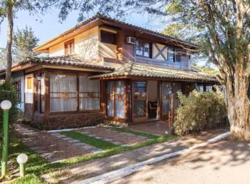 img1 · MANGUINHOS CASA COM 3 SUÍTES E DUAS VAGAS EM CONDOMINIO COM INFRAESTRUTURA COMPLETA