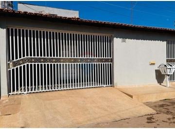 Casa · 99m² · 4 Quartos · 2 Vagas · Casa à Venda  4 Quartos  M Norte  Taguatinga