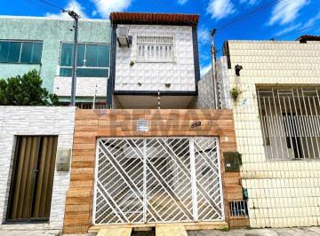 Casa · 168m² · 2 Quartos · Casa com 3 quartos à venda no Bairro Centro, Aracaju/SE - 168m² - Escriturada - R$ 294.000