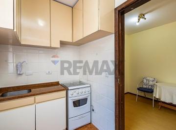 Apartamento · 38m² · 1 Quarto · Apartamento de 1 quarto com 38 m² à venda no Centro – próximo à FAE”.