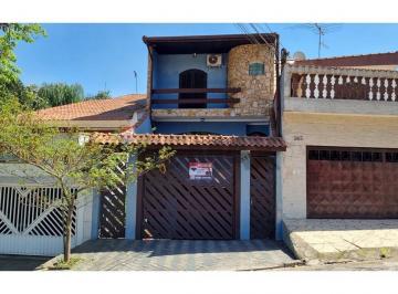 Casa · 322m² · 3 Quartos · 6 Vagas · Sobrado à Venda 3 Quartos, Suíte, Sótão amplo, Área Gourmet e 6 Vagas - Parque Capuava - Santo André