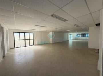 Comercial · 188m² · 2 Vagas · Sala em Praia Campista - Macaé, RJ