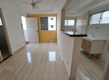Apartamento · 50m² · 2 Quartos · 1 Vaga · Apartamento Reformado com 2 dorms na Guilhermina  -  Lado Praia!