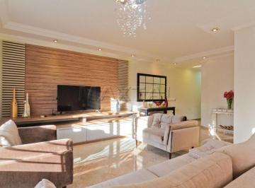 Casa · 480m² · 4 Quartos · 6 Vagas · Sobrado na Vila Paiva com 4 suítes, 4 banheiros, 6 vagas de garagem, 480M2 próximo a Av Conceição