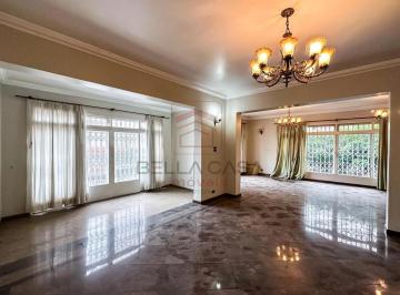 Casa · 565m² · 3 Quartos · 6 Vagas · Casa à venda com 565m², 3 quartos e 6 vagasCasa à venda com 565m², 3 quartos e 6 vagas