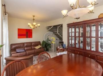 Casa · 141m² · 3 Quartos · 2 Vagas · Casa à venda na Vila Sônia com 3 quartos, 1 suíte e 2 vagas de garagem.