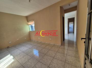 Casa · 80m² · 2 Quartos · 1 Vaga · Casa individual 80m², com 2 quartos à locação no Jardim Fátima