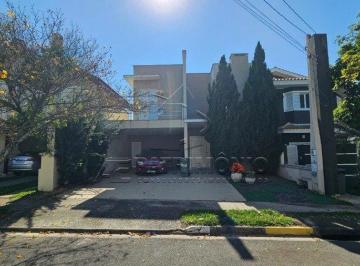 Casa · 300m² · 3 Quartos · SOBRADO CONDOMINIO  3 QUARTOS - VILLA OLYMPIA - RESIDENCIAL