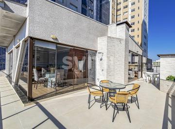 Apartamento · 225m² · 3 Quartos · Apartamento à venda - em Batel