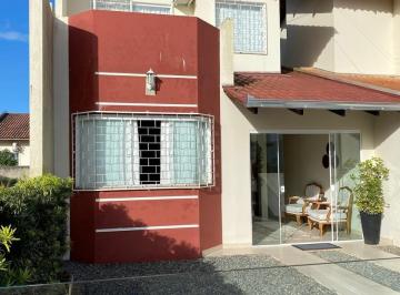 Sobrado à venda no Itajuba, Barra Velha - SC · Sobrado mobiliado com 3 quartos à venda em Itajuba