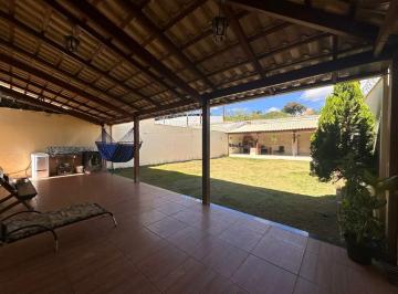 Casa · 430m² · 3 Quartos · Casa plana com três quartos à venda no bairro Tropical em Contagem/MG