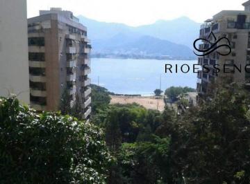 Apartamento · 85m² · 2 Quartos · 2 Vagas · Apartamento de 85 m² com 2 quartos, suíte e lazer completo na Lagoa