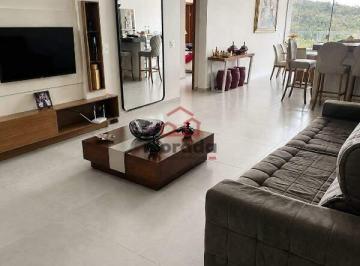 Apartamento · 147m² · 3 Quartos · 3 Vagas · Apartamento mobiliado com 3 quartos e 3 vagas para aluguel em Itaúna/MG