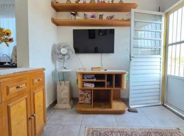 Casa · 60m² · 2 Quartos · 2 Vagas · Casa à venda com 2 quartos no bairro Savoy