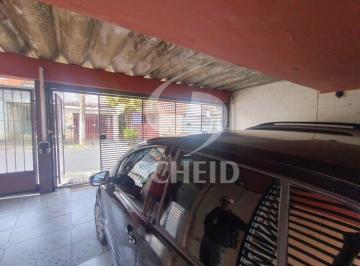 Casa · 230m² · 3 Quartos · 1 Vaga · Vende-se imóvel de 230 m2 na Vila Constância, com três casas e duas vagas de garagem