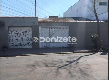 Casa · 163m² · 3 Quartos · 2 Vagas · Casa residencial à venda no Bairro Pinheirinho, Santo André – 163 m² e 2 vagas