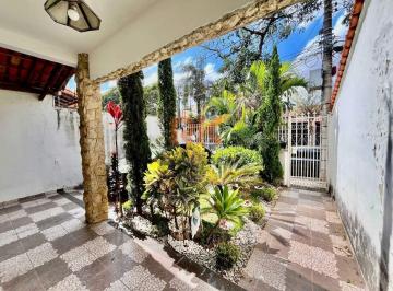 Casa · 99m² · 3 Quartos · 3 Vagas · Casa no Santa Amélia | R$ 790 mil
