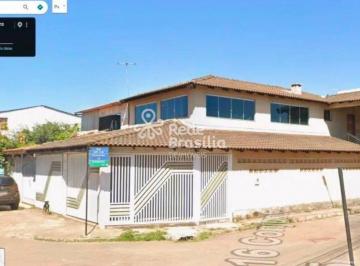 Casa · 234m² · 3 Quartos · 4 Vagas · QR 516 | Casa - 3 Quartos - Churrasqueira - Armários Planejados - Aceita financiamento e FGTS | Sama