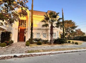 Casa · 650m² · 4 Quartos · 6 Vagas · Oportunidade - Sobrado - Condomínio Jardim do Golfe 3 - Urbanova - 4 Dormitórios - 400m² Mobiliada -