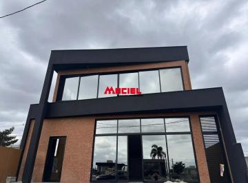 Comercial · 320m² · 6 Vagas · PONTO COMERCIAL ESTRATÉGICO NA PORTARIA DO RESERVA ARUANÃ ? 320 m²