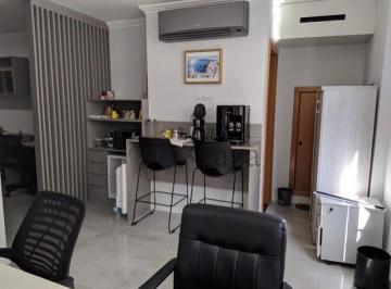 Comercial · 58m² · 2 Vagas · Sala Comercial - Centro - 58m² - Aceita permuta.