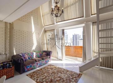 Apartamento · 109m² · 2 Quartos · 3 Vagas · Cobertura Tríplex - Jardim América - 2 Suítes - 109m².