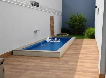 Casa · 190m² · 3 Quartos · 3 Vagas · Casa residencial com 3 suítes disponível para locação no bairro Vigilato Pereira em Uberlândia-MG
