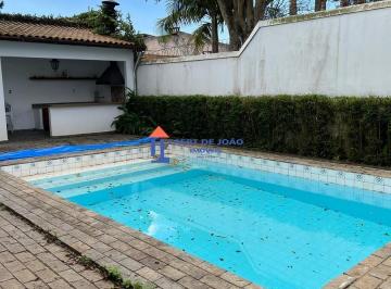 Foto 01 · Casa térrea em ótima localização