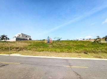 Foto 01 · Excelente Terreno com 420m2 em Aclive no Condomínio Altavis Aldeia!