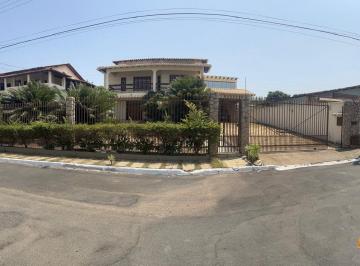 u4wcotw2ytmwngm3y2fingm0_md · Excelente Casa para Locação com uma Localização Privilegiada