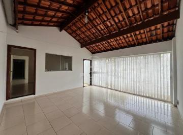 Casa · 175m² · 2 Quartos · 2 Vagas · Casa para alugar em Nossa Senhora De Fátima de 175.00m² com 2 Quartos, 1 Suite e 2 Garagens