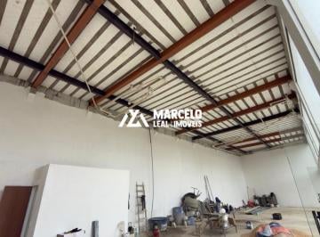 Comercial en Aluguel de 1 quarto Recreio · Imóvel Comercial para alugar em Recreio de 32.00m² com 1 Quarto e 2 Garagens