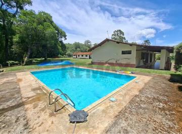 Terreno · 250m² · 3 Quartos · 20 Vagas · Chácara para venda em Centro de 250.00m² com 3 Quartos, 1 Suite e 20 Garagens