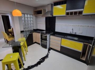 9d1bbb63fb8935d9f2fbcb6265fc7420a0368b00 · Excelente Apartamento Garden Semi-Mobiliado no Água Verde | 3 Quartos (1 Suíte)