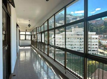 6d9cd6ddeeec95bd3c252a764abefe9abceabe27 · Apartamento Exclusivo de 4 Quartos com Varanda para Locação no Bairro Agriões, Teresópolis – Um Por 