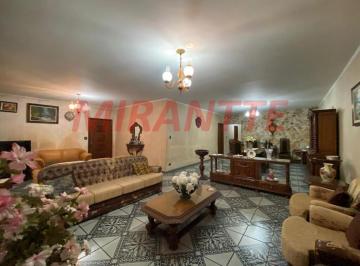 995fdfcb62c774e1d4b04744761a768d.jpg · Sobrado de 500m² com 6 quartos
