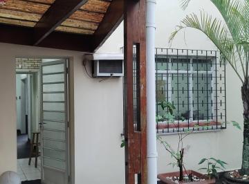 fachada · Sobrado com cinco dormitórios sendo uma suíte e garagem para quatro carros, junto do metrô Praça da