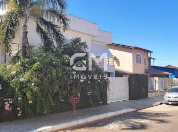 Apartamento · 300m² · 3 Quartos · CASA / CONDOMINIO /JARDIM AMERICA / 3 QUARTOS 1 SUITE / CASA DE APOIO 2 QUARTOS / 61 99655 2016