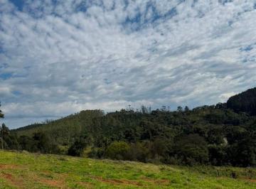 Terreno , Ibiúna · Lote em condomínio de chácaras em Ibiúna de fundo para mata
