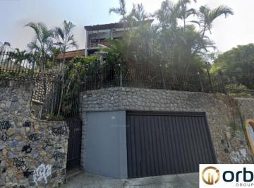 Foto 01 · Casa em leilão à Venda em Niterói - São Francisco