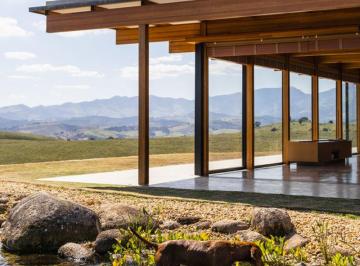 Terreno , São Roque · Lote ideal para casa/chácara no alto com vista extraordinária em condomínio fechado