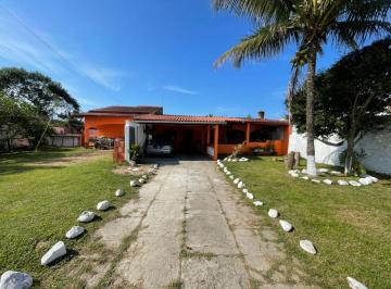 Rural de 3 quartos, Itanhaém · Mini chácara com 3 quartos e espaço para piscina em Itanhaém.