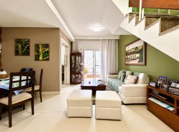 Sala · Cobertura com 3 Suítes e Vista Linda na Rua Santo Antônio